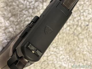 SIG-Sauer Sig P75 9x21mm IMI