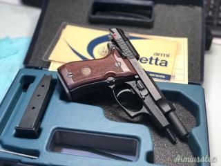 Beretta 84 f .380 ACP  | 9x17mm Browning Short