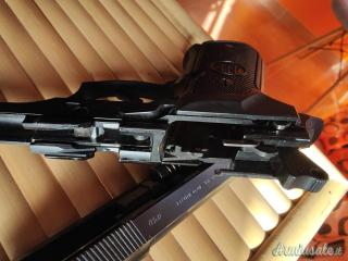 Beretta 98 fs 9x21mm IMI