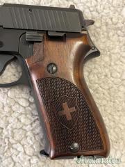 SIG-Sauer P75 9x21mm IMI