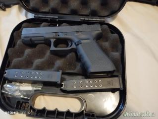 Glock 17 9x21mm IMI
