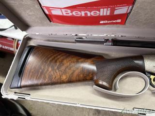 Benelli  12