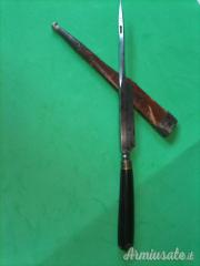 Coltello pugnale