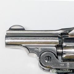 Revolver storico Smith & Wesson, modello Safety Hammerless, calibro 32