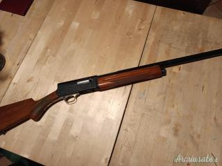 Browning Semiautomatico super light  12