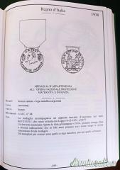 Medaglia d’appartenenza alla “OPERA NAZIONALE PROTEZIONE MATERNITÀ E INFANZIA” modello 1930