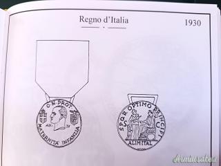 Medaglia d’appartenenza alla “OPERA NAZIONALE PROTEZIONE MATERNITÀ E INFANZIA” modello 1930