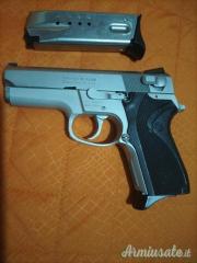Smith & Wesson 9606 9x21mm IMI