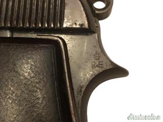 Pistola Regia Marina Beretta mod. 22 1922 cal. 7,65 con leva di sgancio tonda
