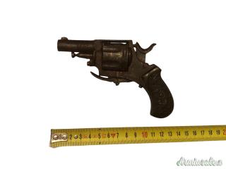 Antica rivoltella Lincoln Central Fire cal. 6,35