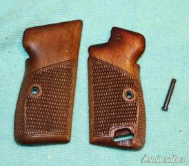 Guancette in Legno  Sig  210