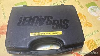 SIG-Sauer P226 9x21mm IMI