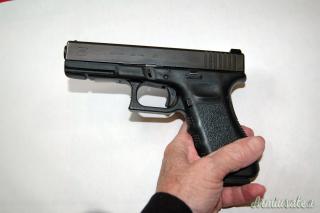 Glock 22 .40 Smith & Wesson | Auto  |  10 x 21 mm