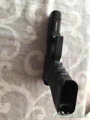 Glock 17 9x21mm IMI