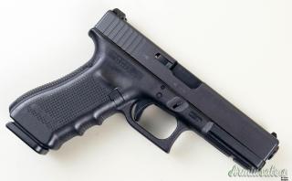 Glock 17 Gen 4  9x21mm IMI