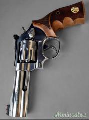 Smith & Wesson 617 .22 LR Long Rifle