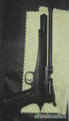 Pistola Diana chaiser 4.5/.177 pari al nuovo.