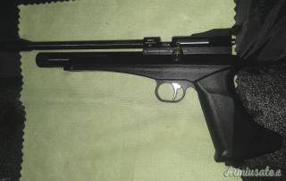 Pistola Diana chaiser 4.5/.177 pari al nuovo.