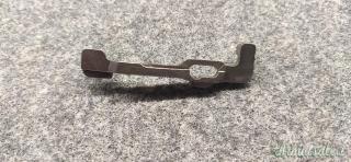 PISTOLE BERETTA SERIE:81-82-83-84 LEVA DI COLLEGAMENTO