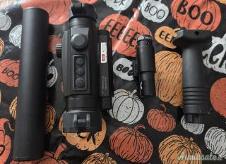 Kit Softair JS-Tactical USATO: Mirino Red Dot con Laser + Silenziatore finto e Grip