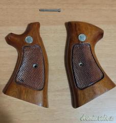 Guancette originali Smith & Wesson Target in legno K/L Frame Square Butt (Mod. 586 / 686)
