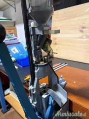Pressa Progressiva Dillon RL 550 – Con Accessori e Ricambi