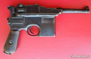 Pistola Mauser 1896 Bolo con Calciolo Pugnale 