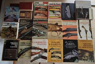 Libri di Gianoberto Lupi e misto.