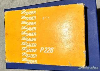 SIG-Sauer P226 9x21mm IMI